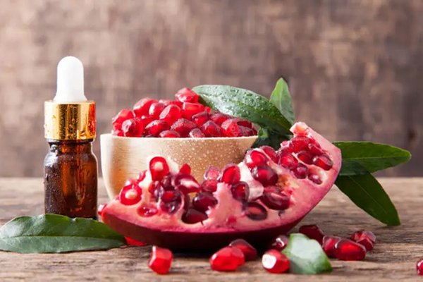 pomegranate seed oil benefits for skin