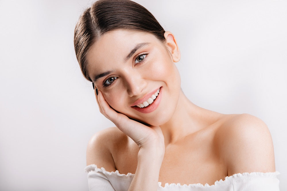 Essential tips to guard your skin against all the toxins in the air
